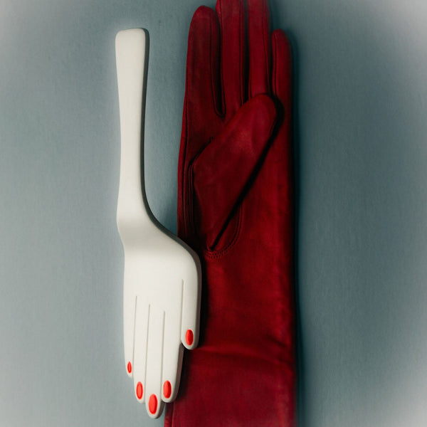 Hand Cake Server