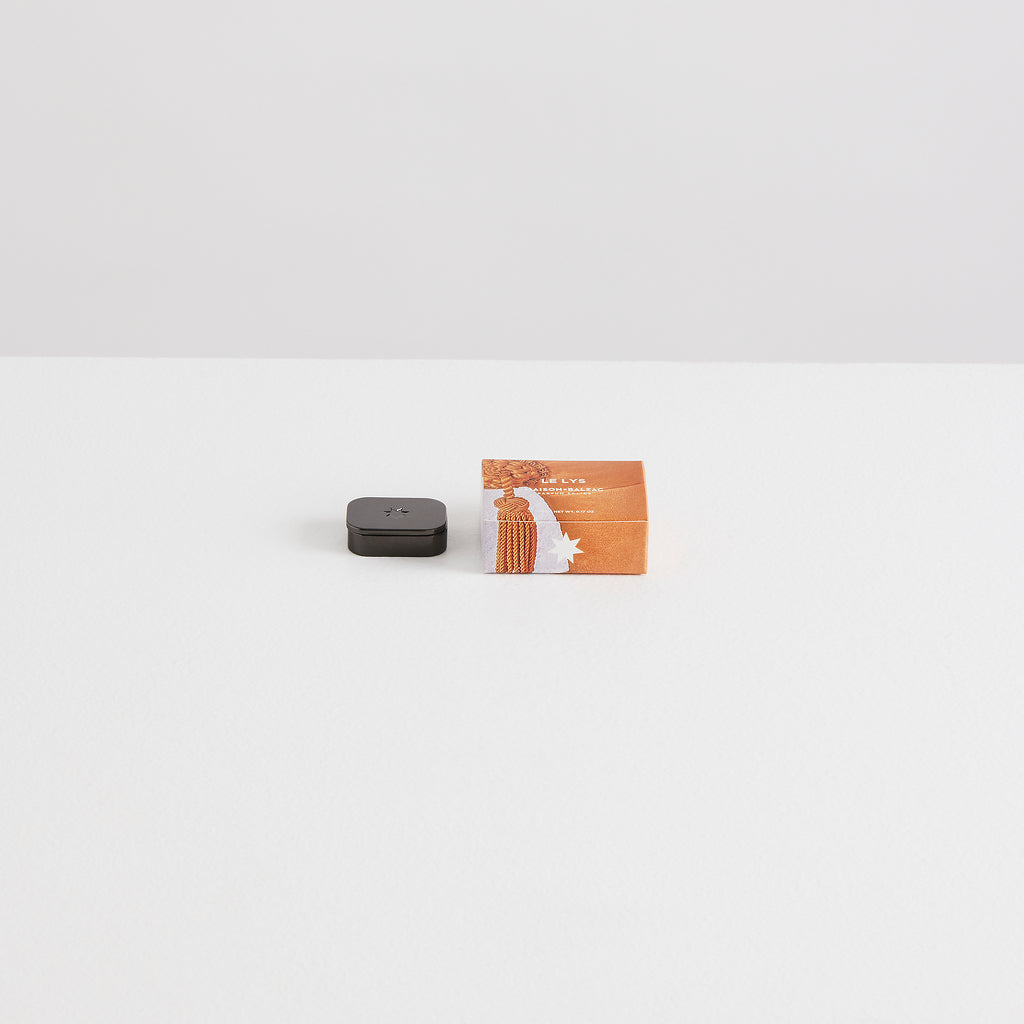 Le Lys Solid Perfume