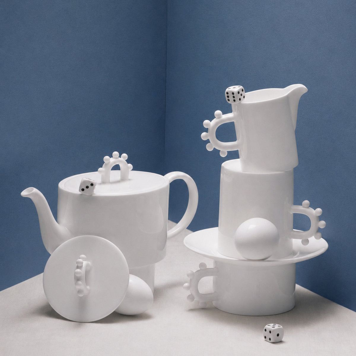 Pomponette Teapot