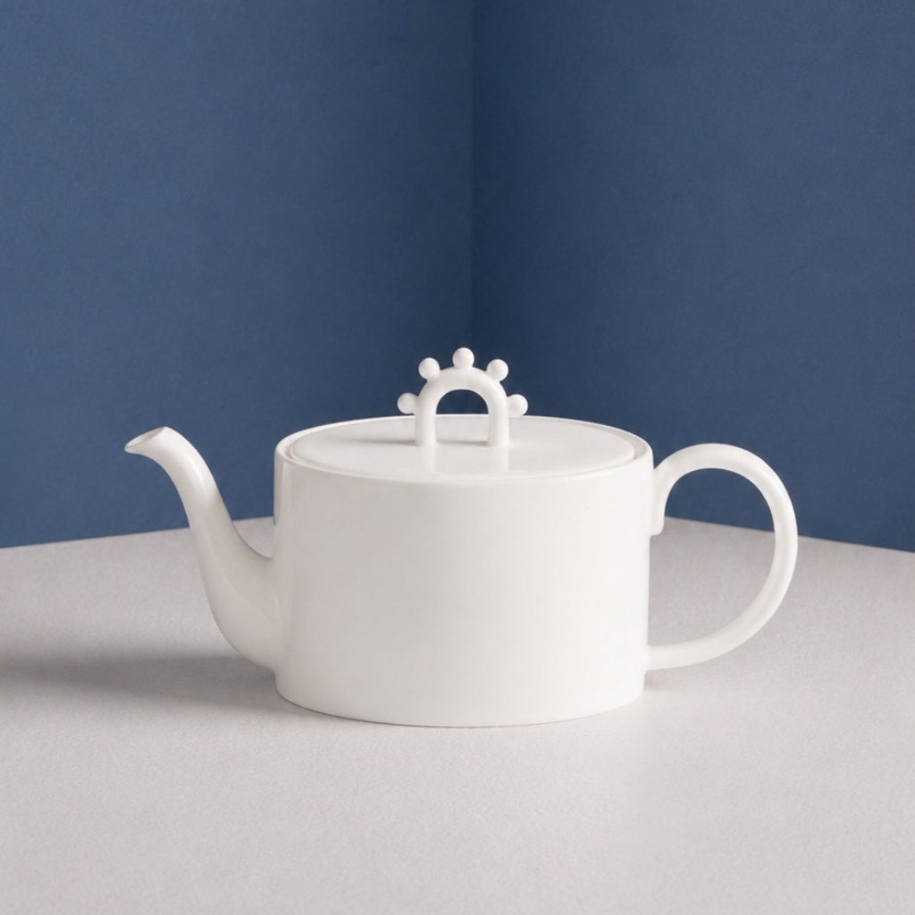 Pomponette Teapot